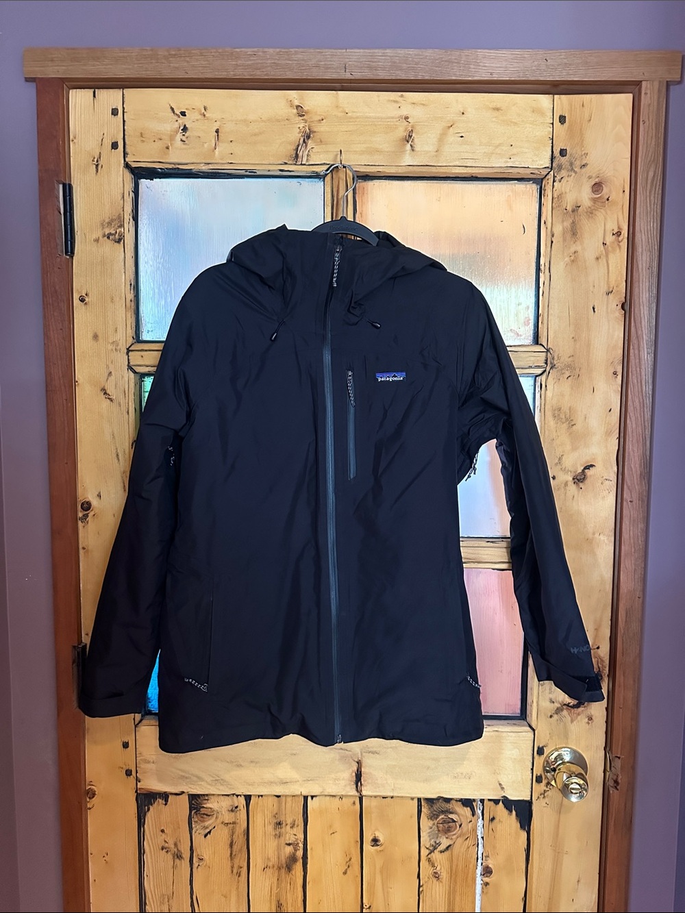 Patagonia Black Women's Waterproof Hooded Ski Jacket Powdertown
